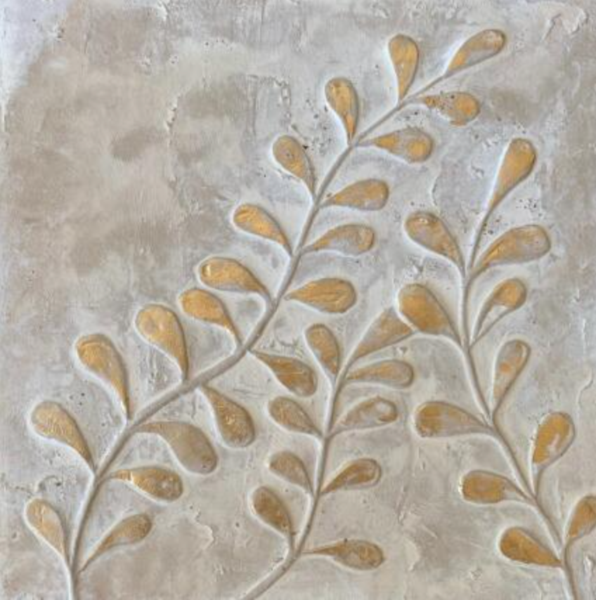 Fougères dorées sur fond beige